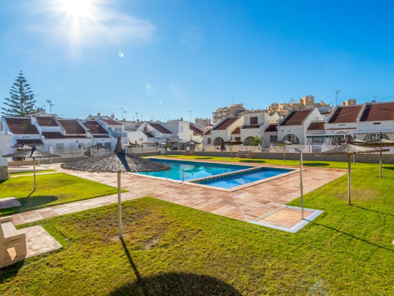 Master bedroom in terraced for sale in Torrevieja