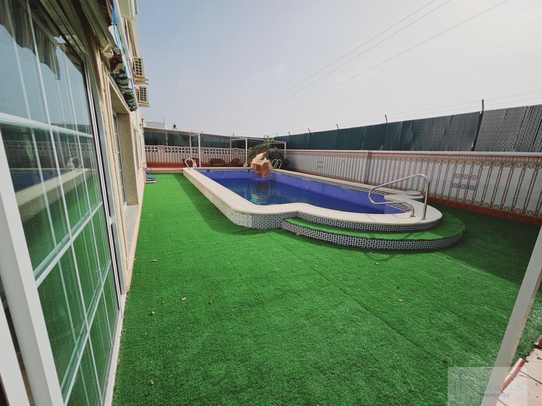 Living room in villa for sale in Torrevieja