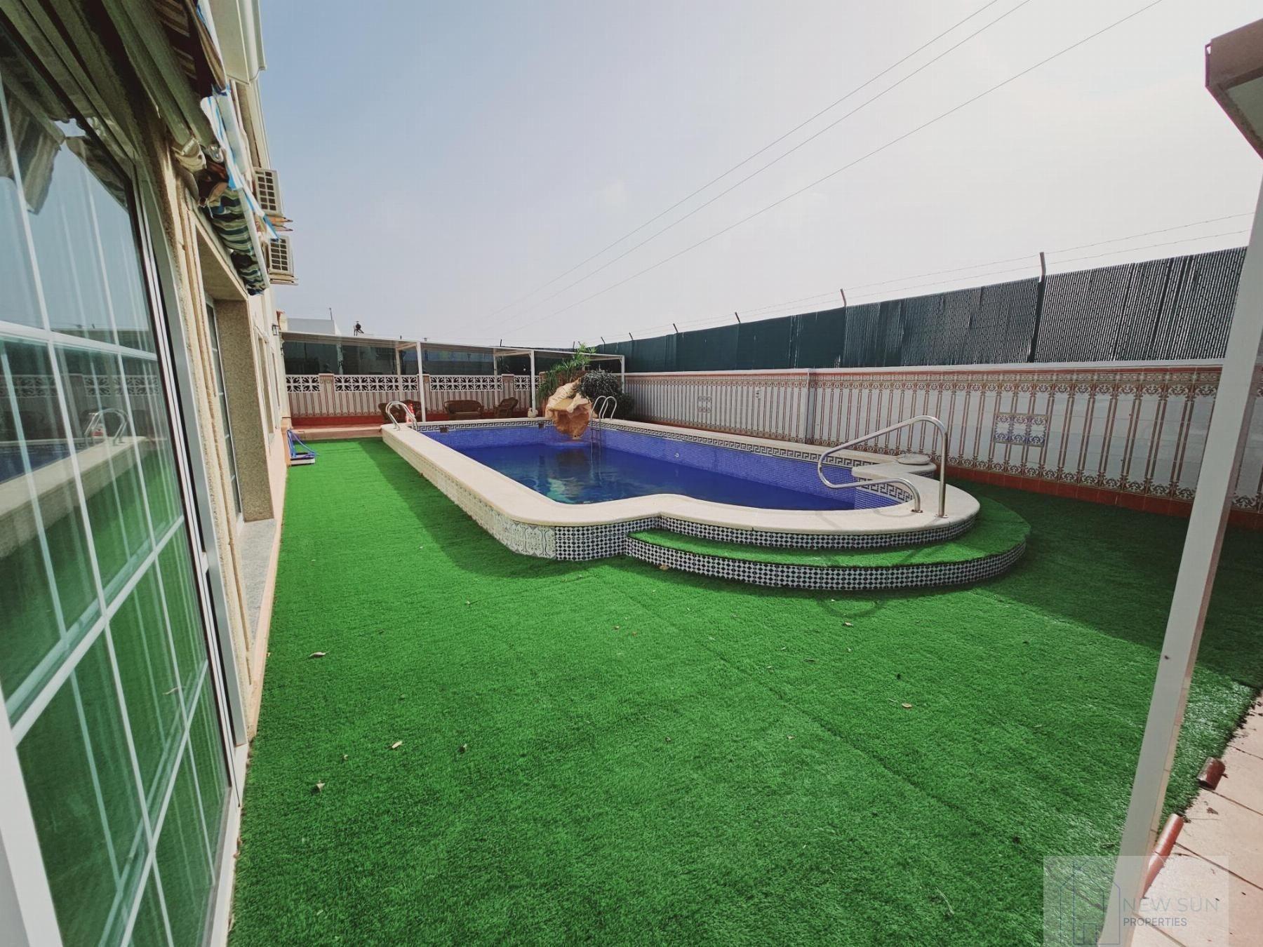 Kitchen in villa for sale in Torrevieja