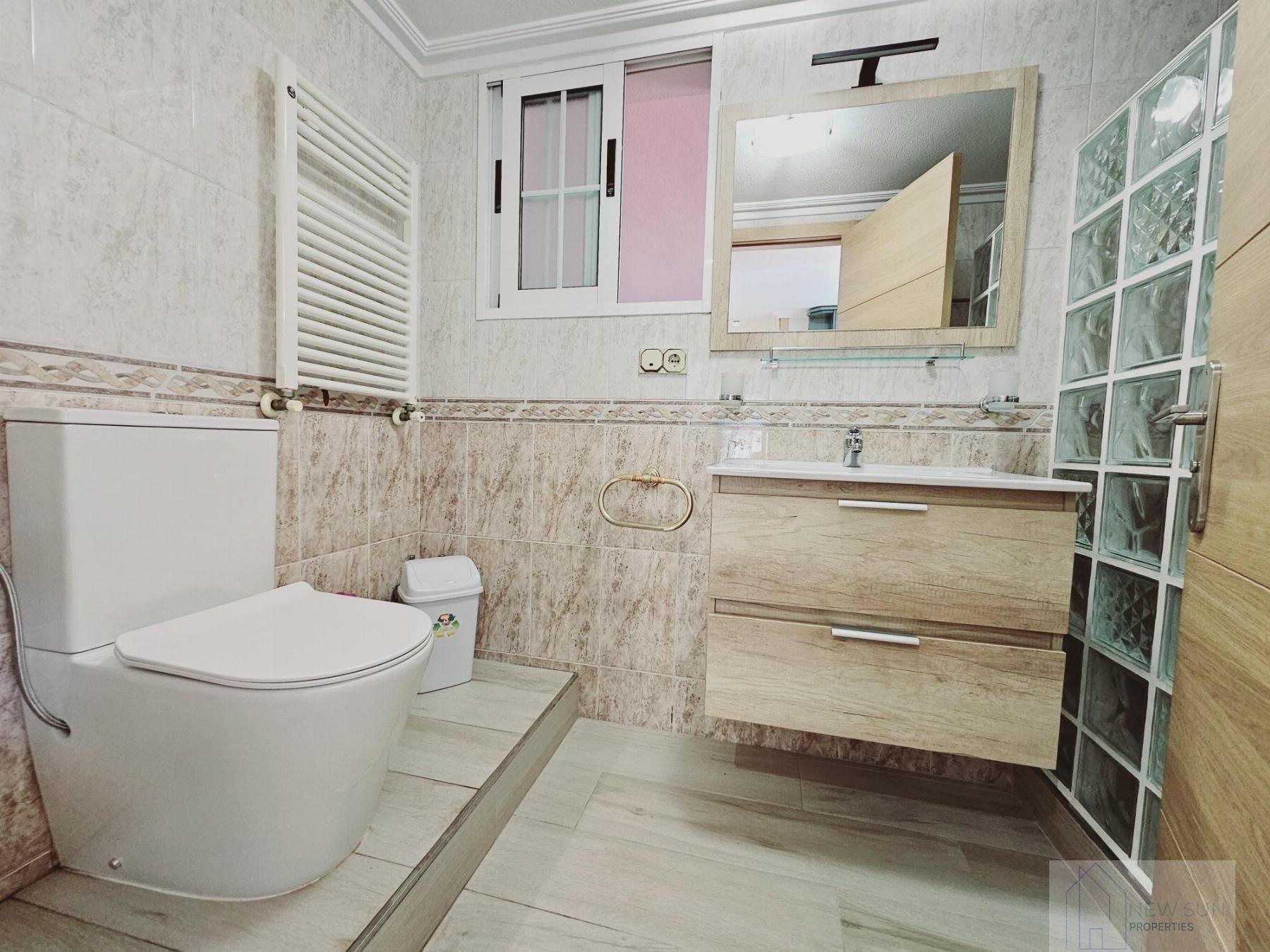 Pool area in villa for sale in Torrevieja