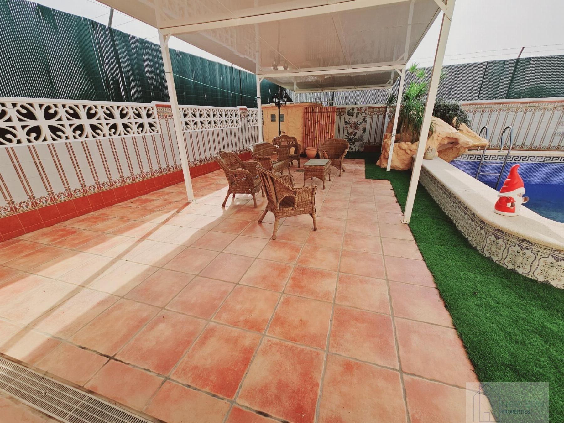 Living room in villa for sale in Torrevieja