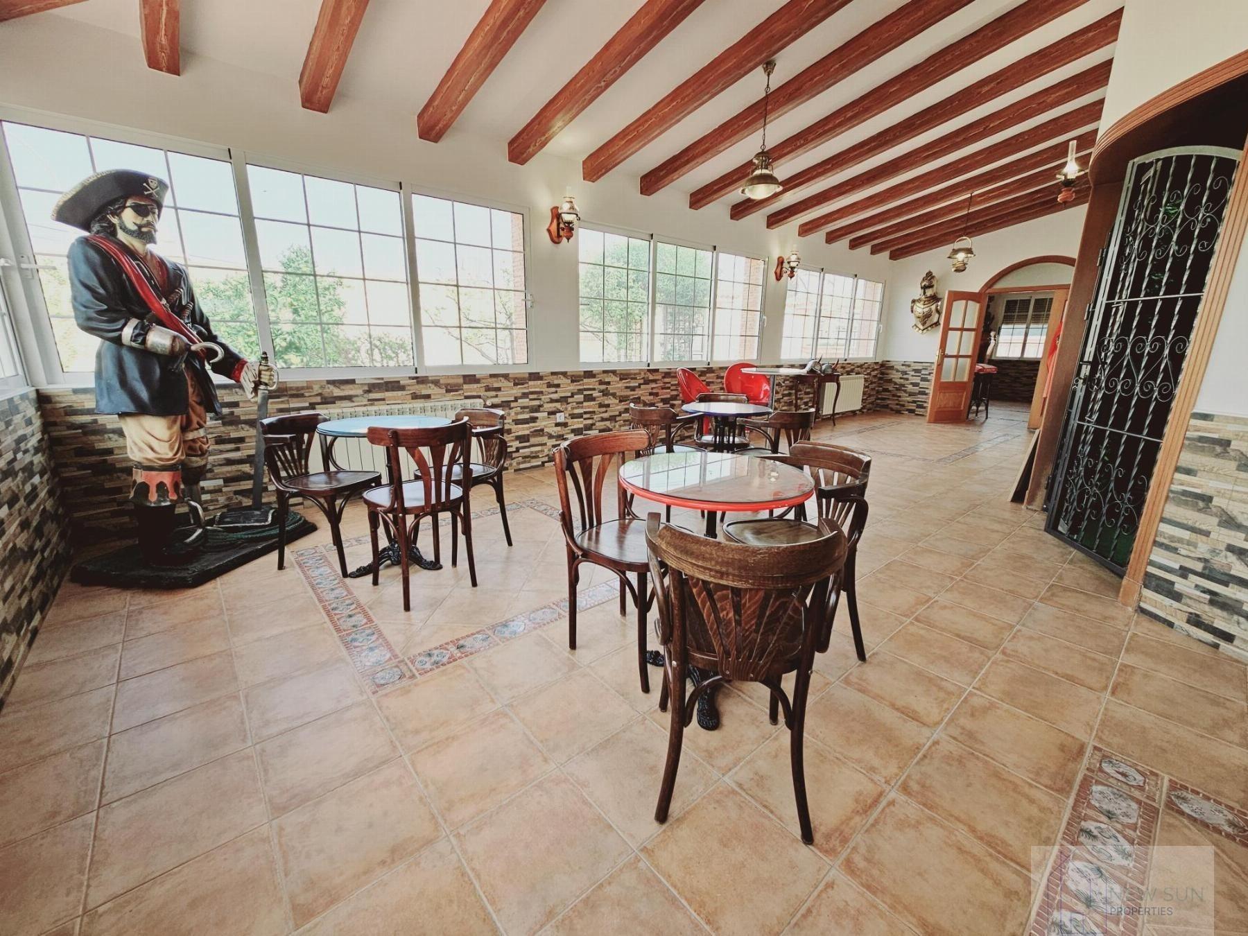 Exterior view in villa for sale in Torrevieja