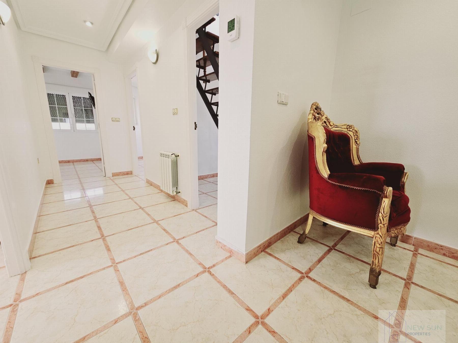 Master bedroom in villa for sale in Torrevieja