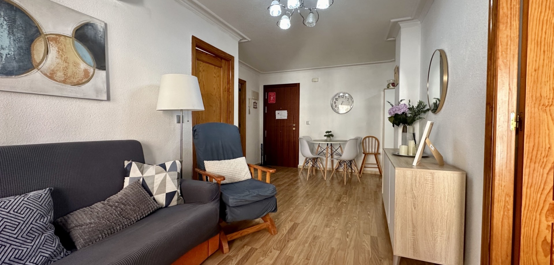 Dining area in apartment for sale in Torrevieja