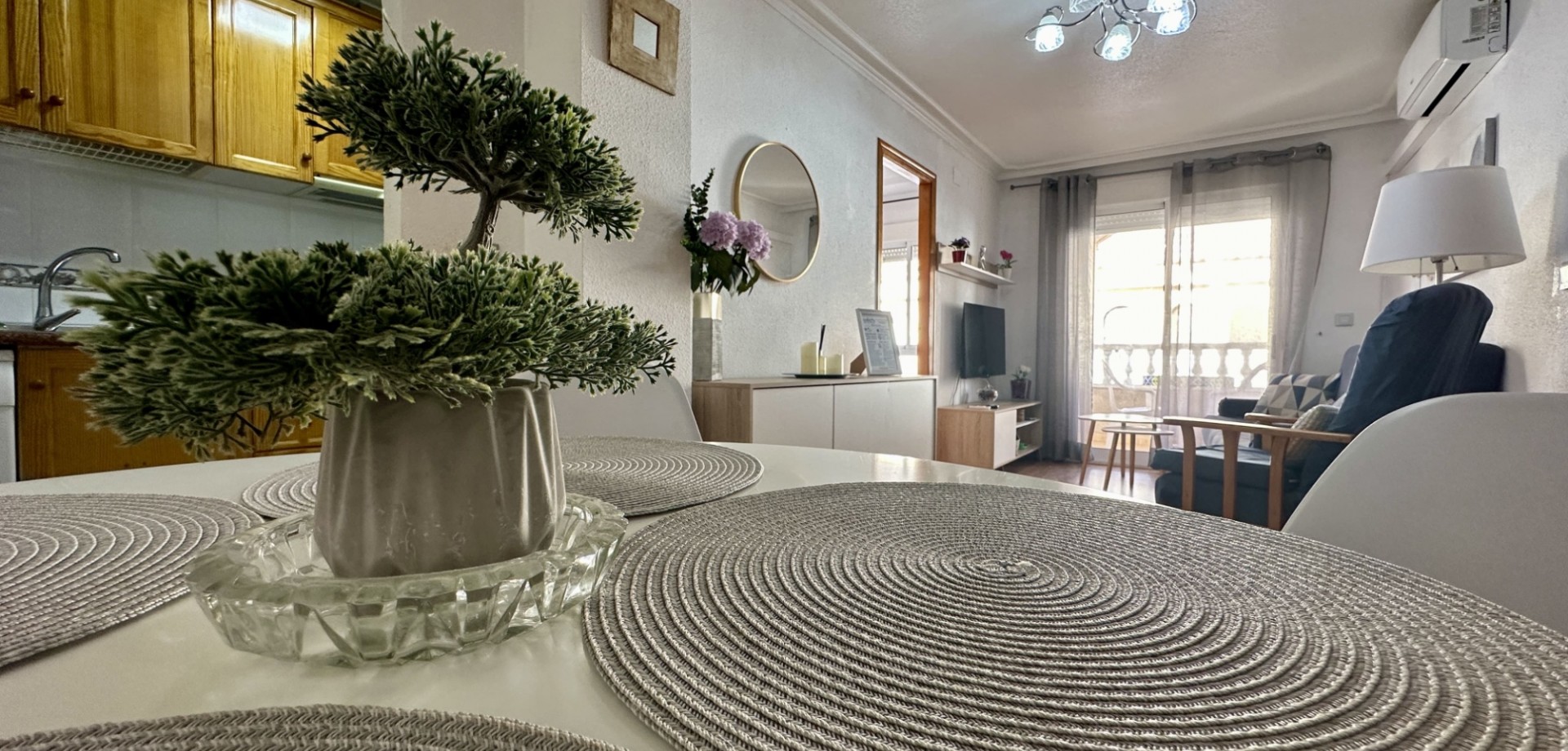Master bedroom in apartment for sale in Torrevieja