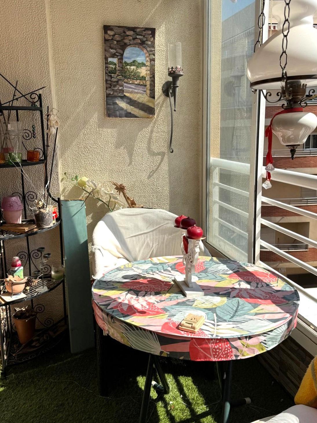 Kitchen in apartment for sale in Torrevieja