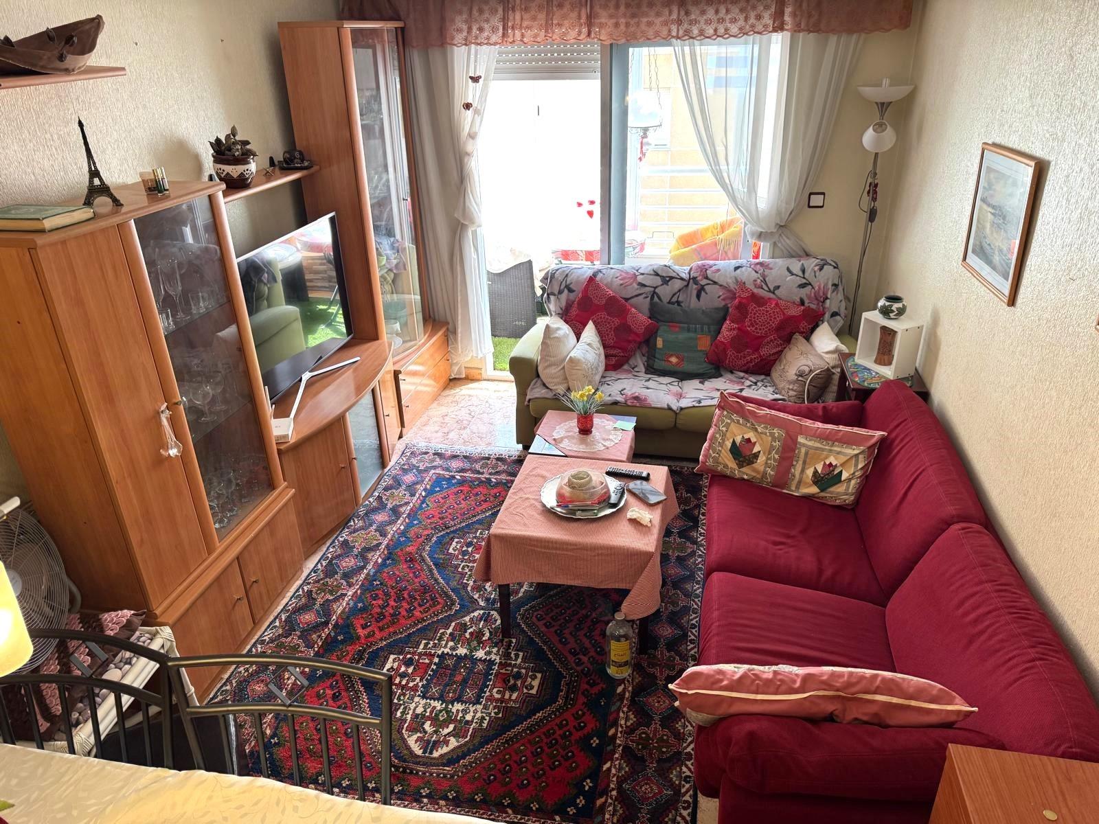 Cosy 2-bedroom flat with balcony in Torrevieja The property stands out for its south-facing orientat