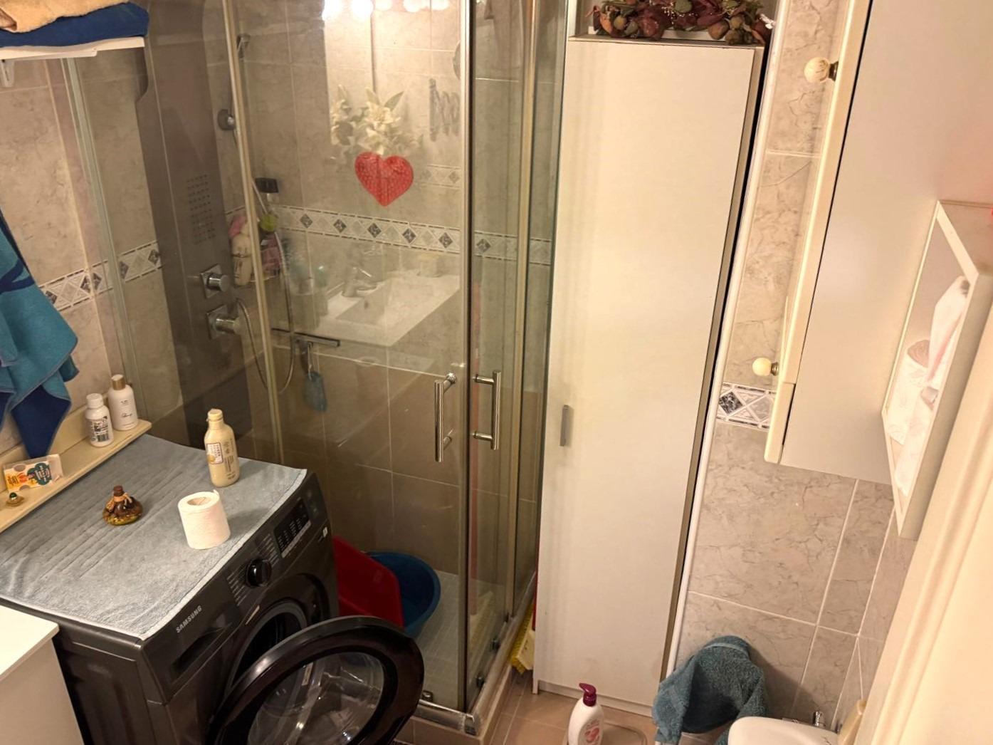 Bedroom in apartment for sale in Torrevieja