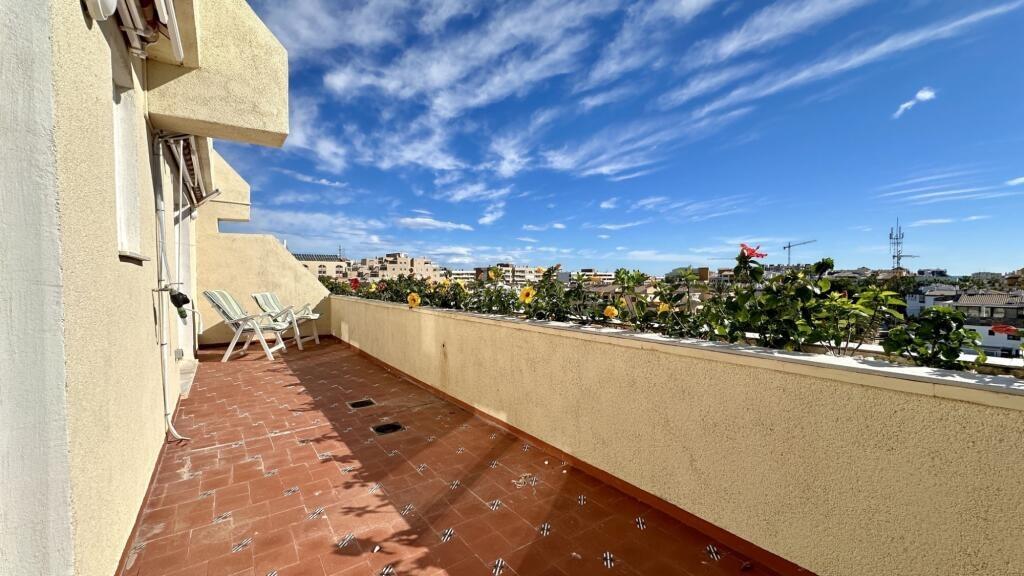 Kitchen in penthouse for sale in Torrevieja