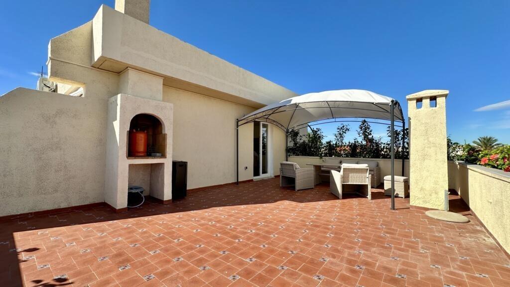 Terrace in penthouse for sale in Torrevieja