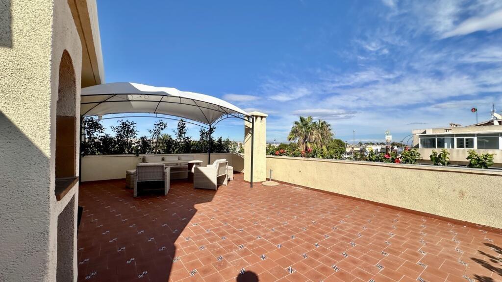 Pool area in penthouse for sale in Torrevieja