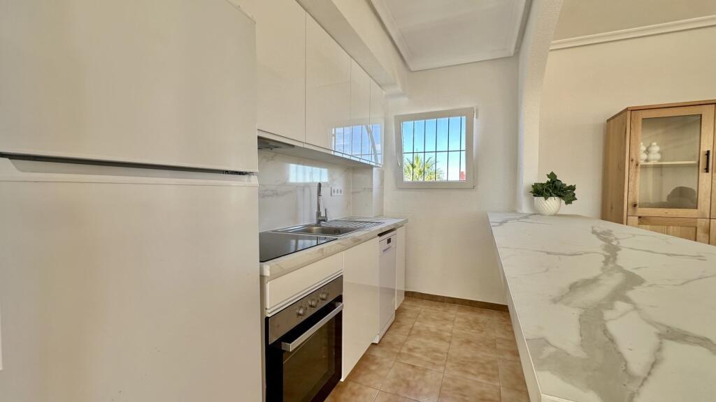Bedroom in penthouse for sale in Torrevieja