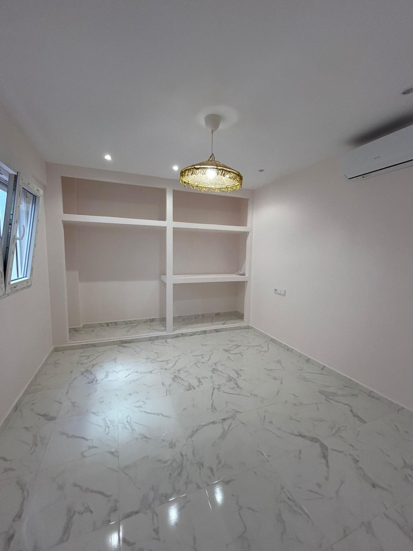 Terrace in apartment for sale in Torrevieja
