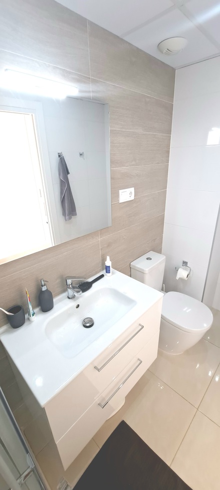 Master bedroom in apartment for sale in Los Dolses