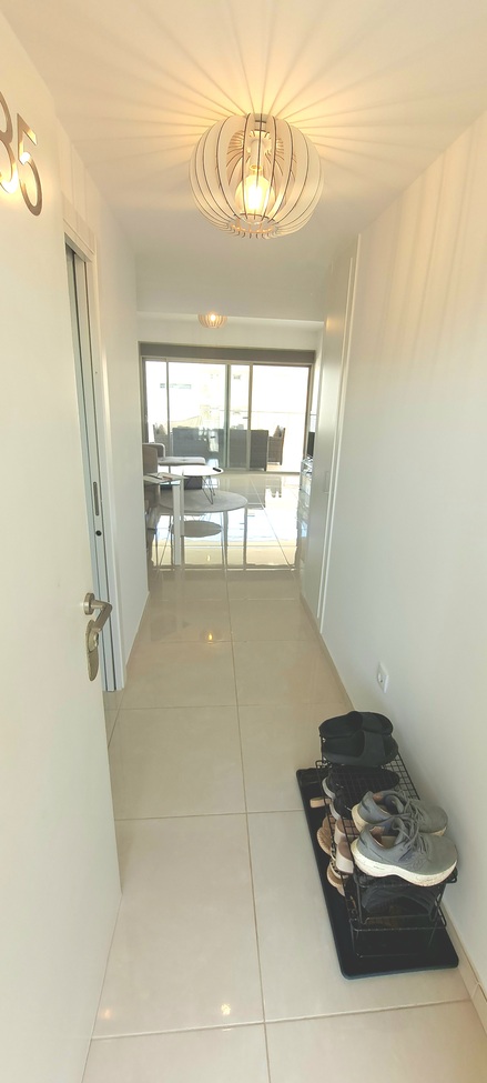 Modern 2-Bedroom Apartment in Los DolsesDiscover this beautifully presented second-floor apartment i