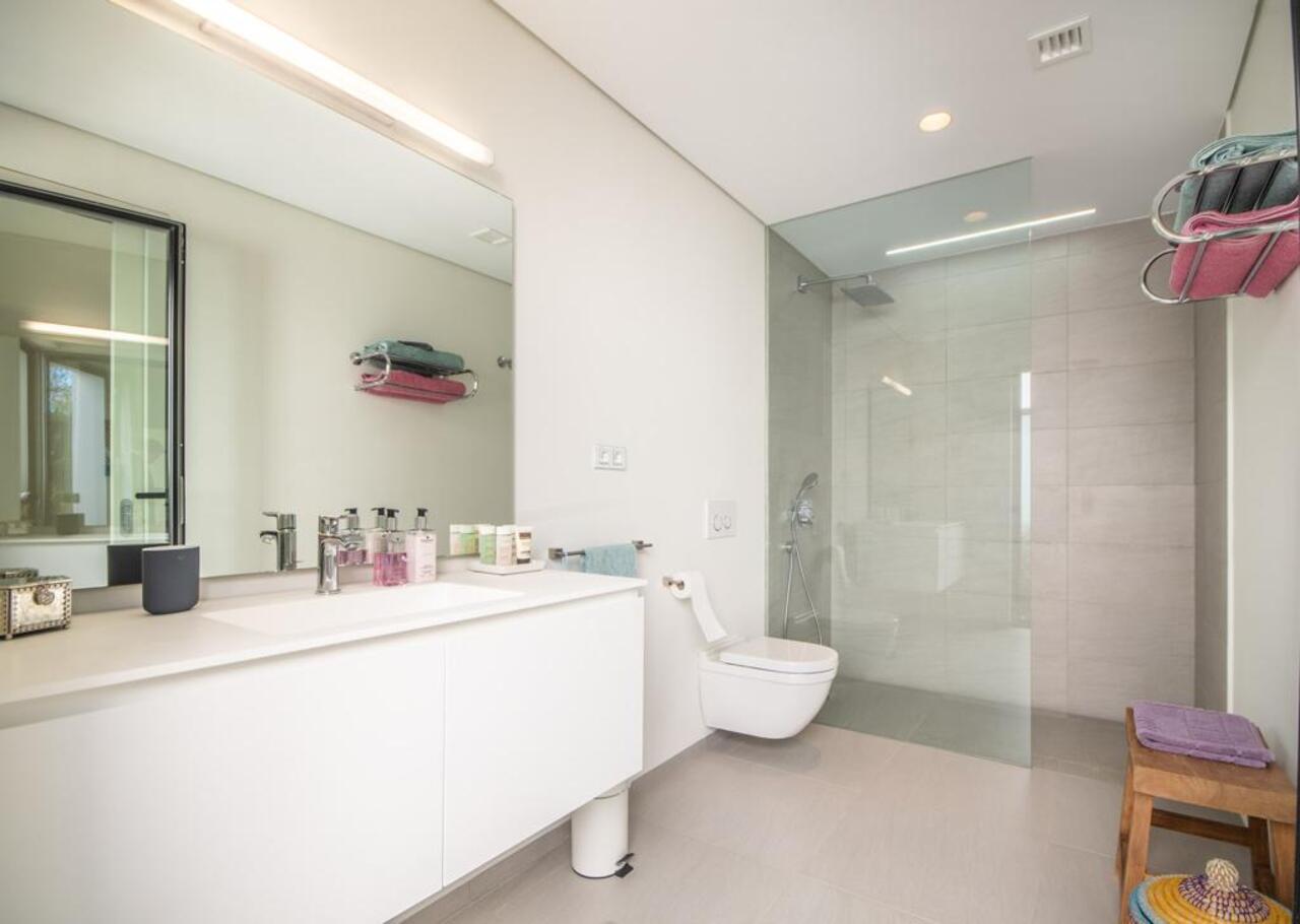 Garden in villa for sale in Las Colinas Golf