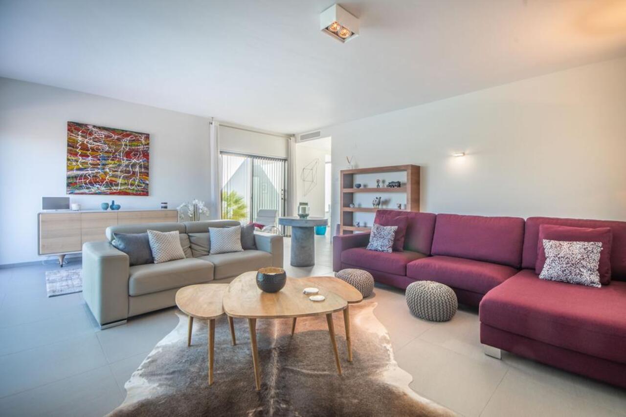 Terrace in villa for sale in Las Colinas Golf