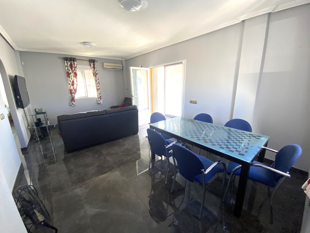 Kitchen in villa for sale in La Zenia