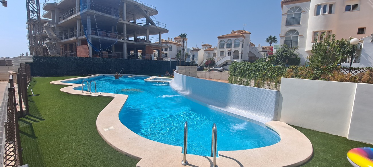 Garden in apartment for sale in Playa Flamenca