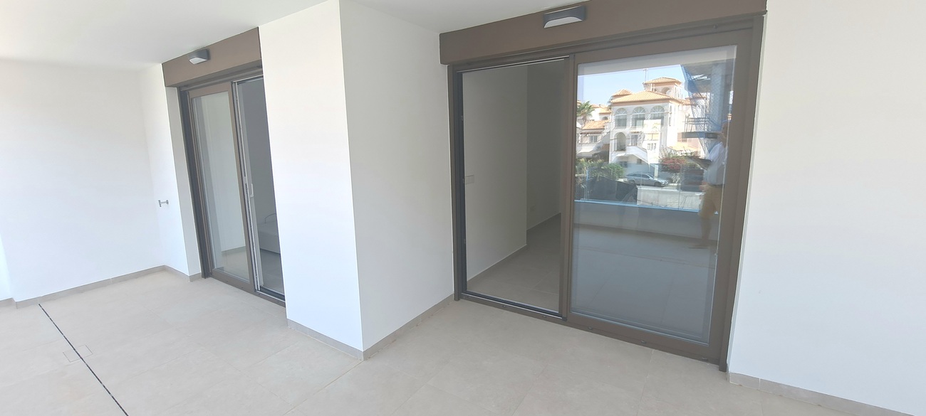 Don't miss out on this unique opportunity to acquire an absolutely fantastic apartment in the newly