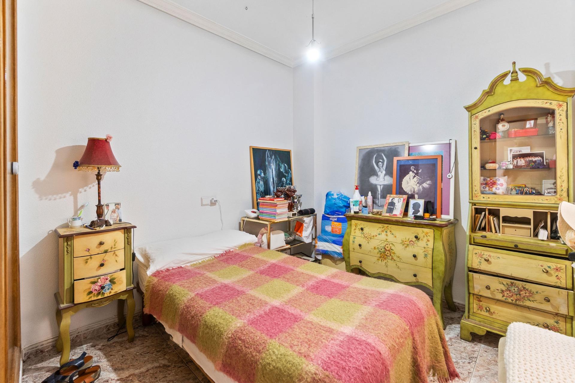 Kitchen in apartment for sale in Torrevieja