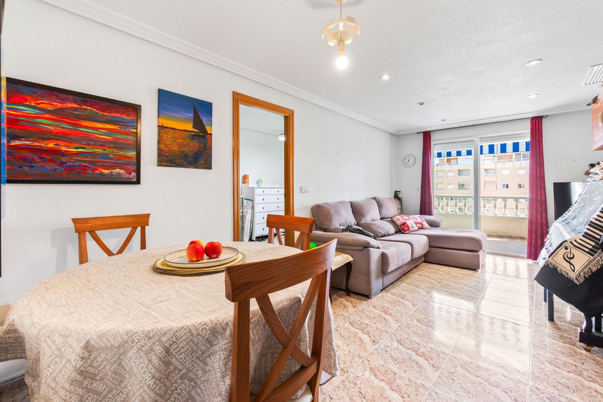 Terrace in apartment for sale in Torrevieja