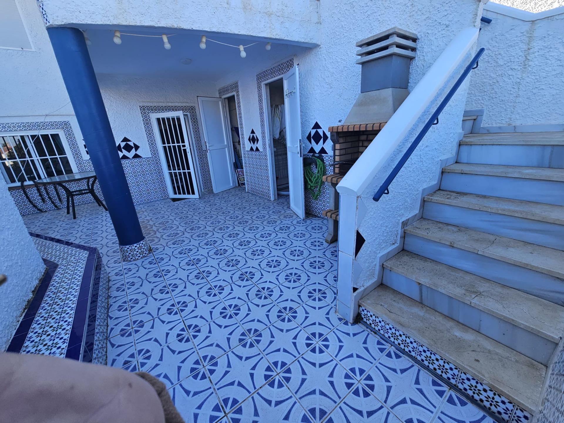 Bathroom in duplex for sale in Torrevieja