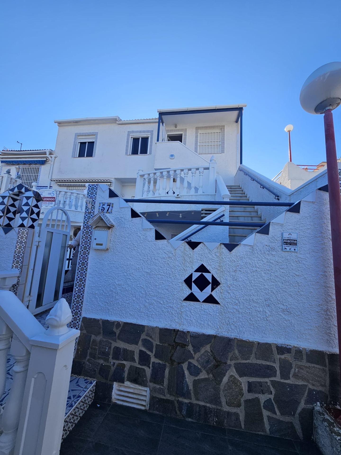 Dining area in duplex for sale in Torrevieja
