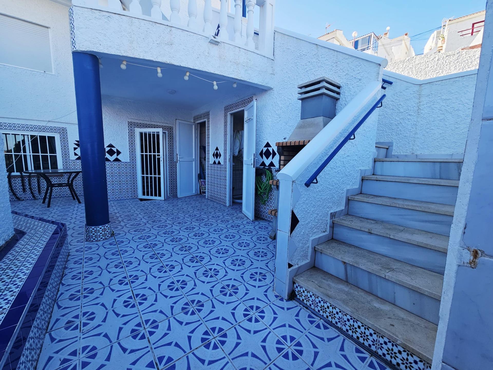 Bedroom in duplex for sale in Torrevieja