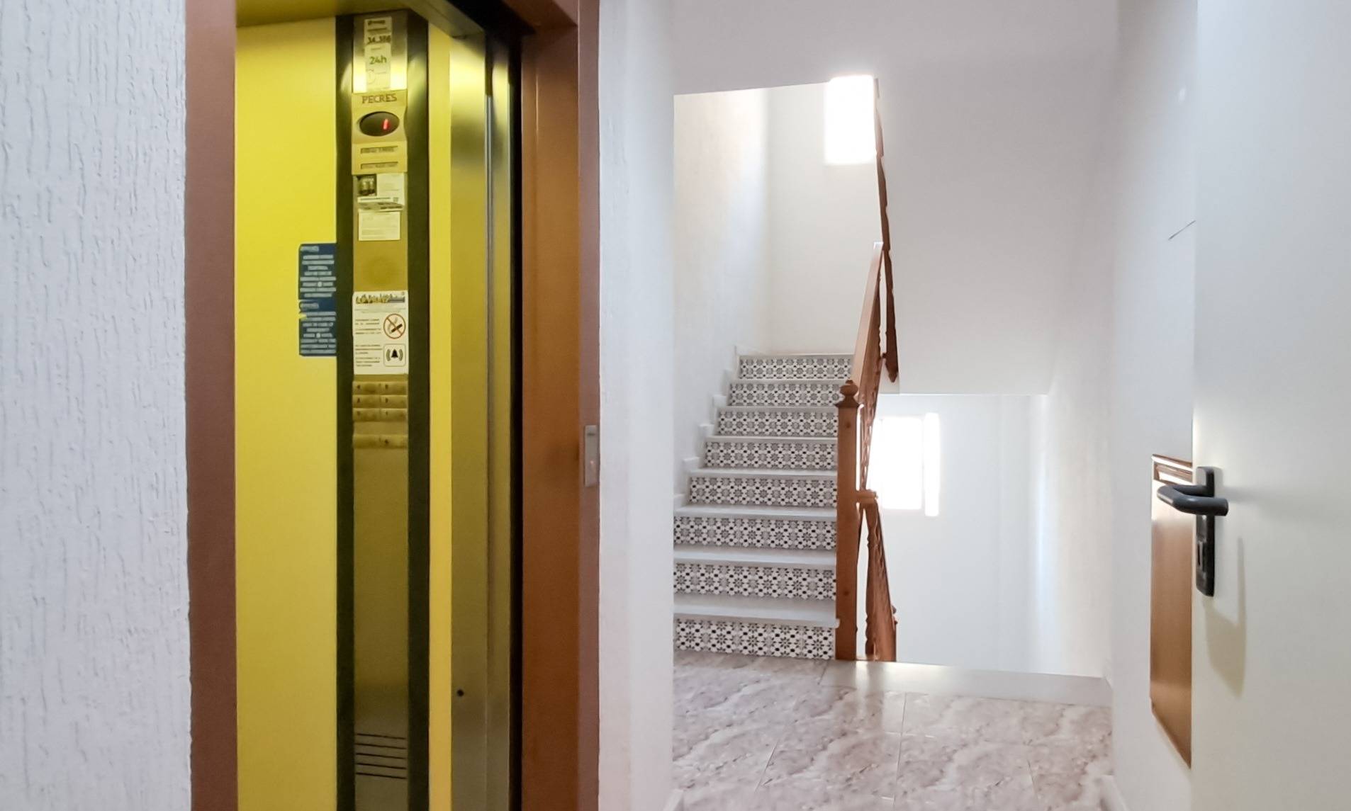 Pool area in apartment for sale in Torrevieja