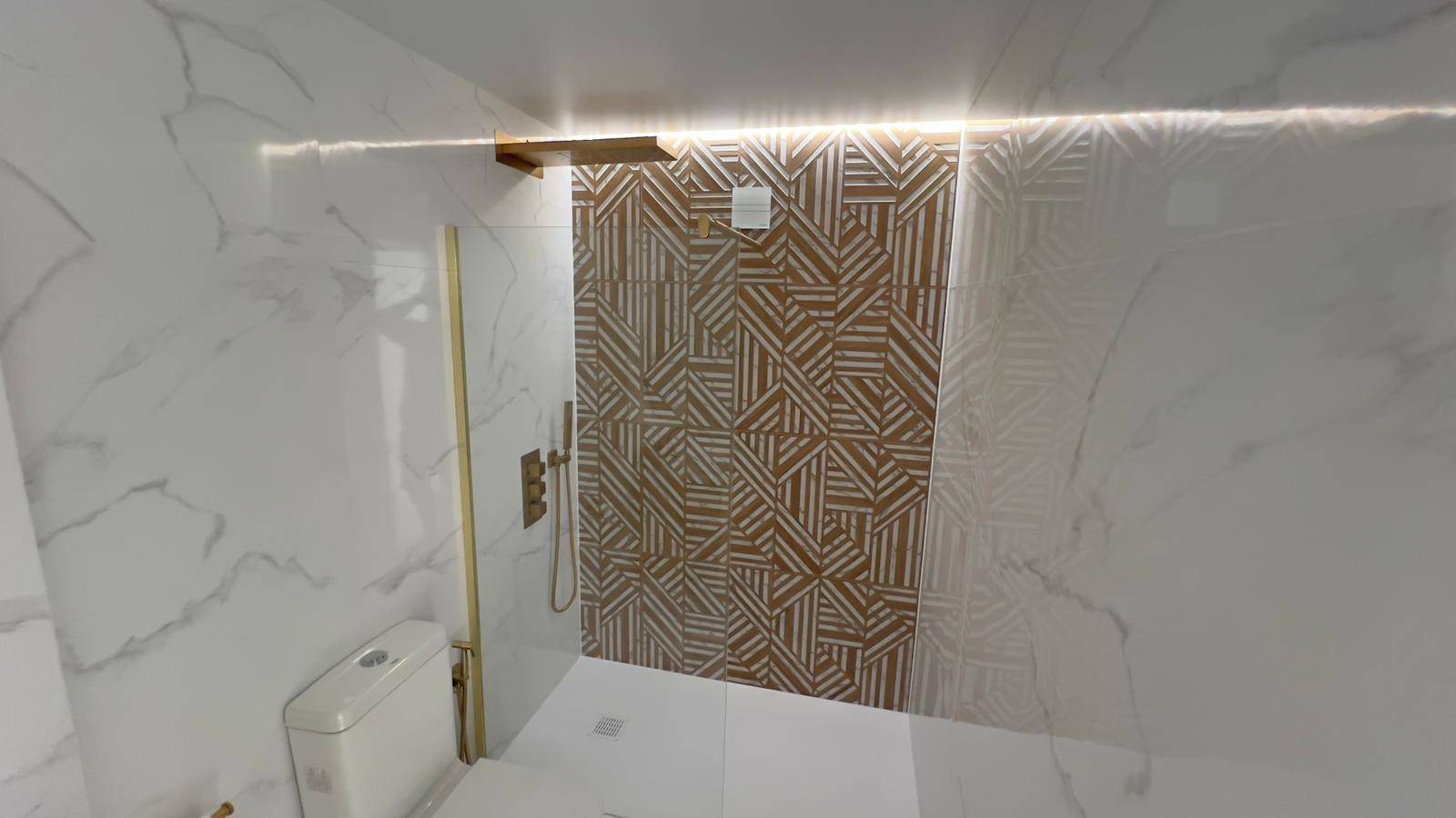 Bathroom in penthouse for sale in Orihuela Costa
