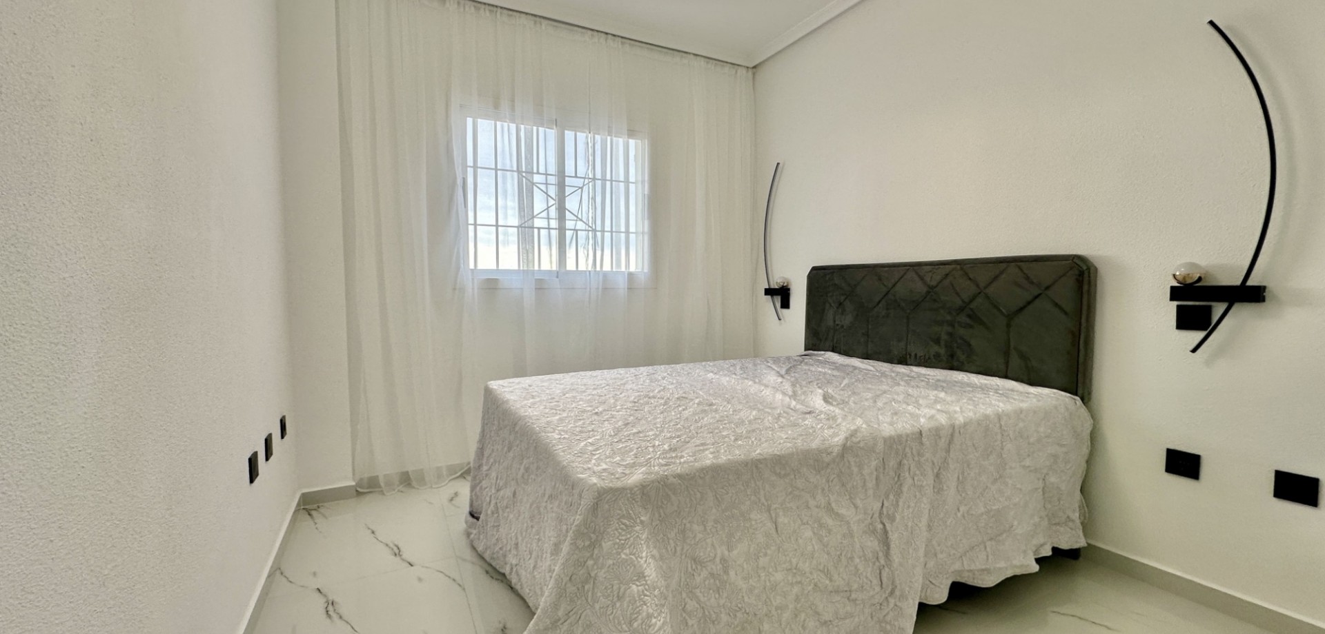 Bathroom in apartment for sale in Orihuela Costa