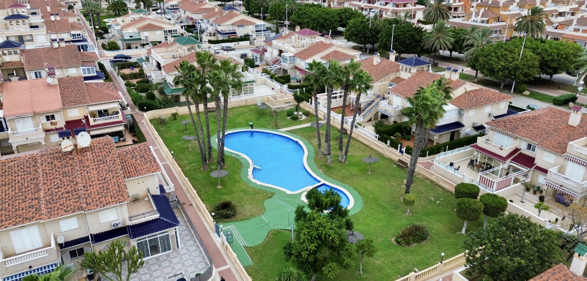 Master bedroom in apartment for sale in Orihuela Costa