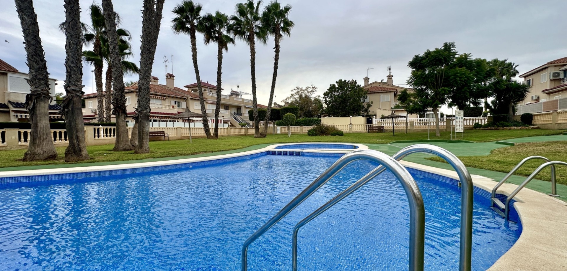 Dining area in apartment for sale in Orihuela Costa
