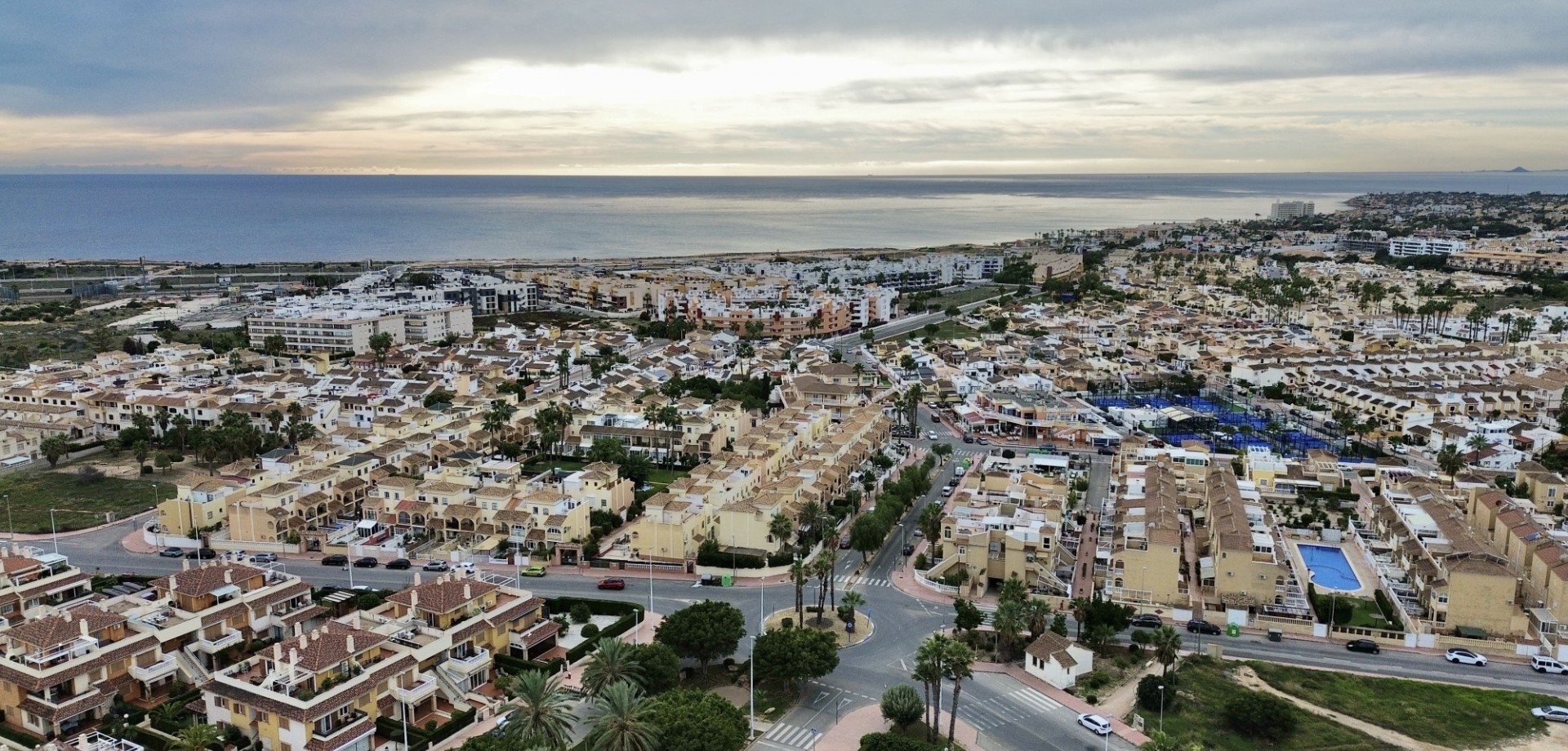 Bedroom in apartment for sale in Orihuela Costa