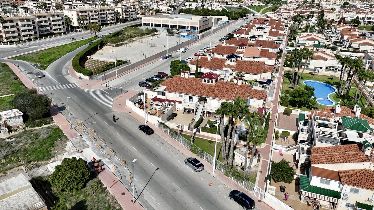 Bedroom in penthouse for sale in Playa Flamenca
