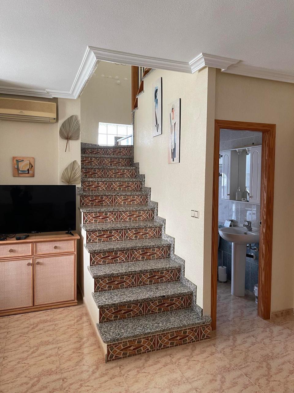 Garden in villa for sale in Villamartin