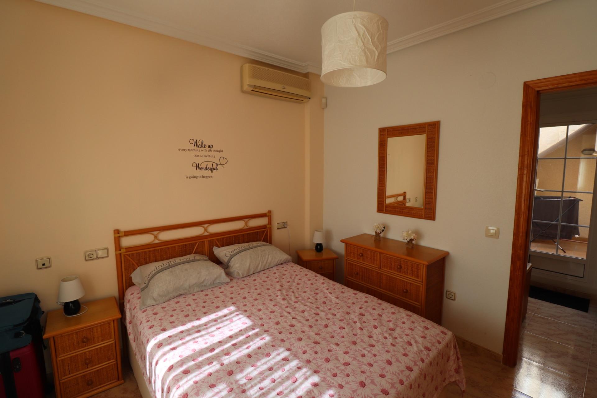 Master bedroom in villa for sale in Villamartin