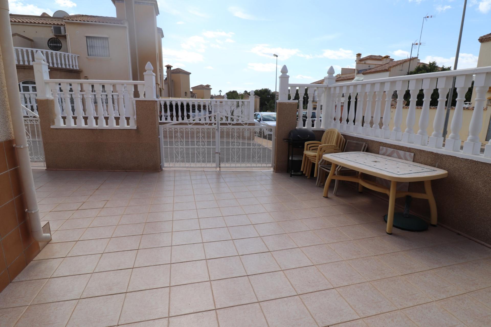 Terrace in villa for sale in Villamartin