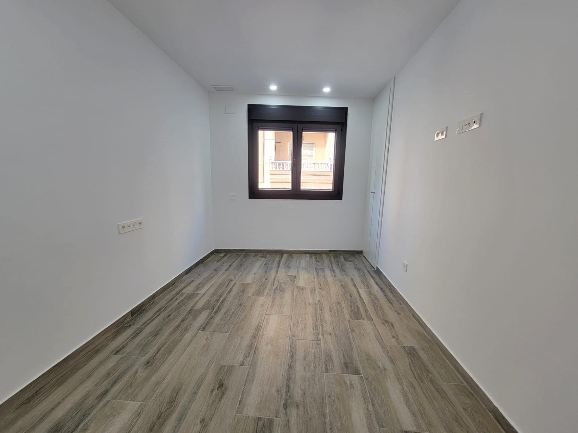 Garden in apartment for sale in Torrevieja