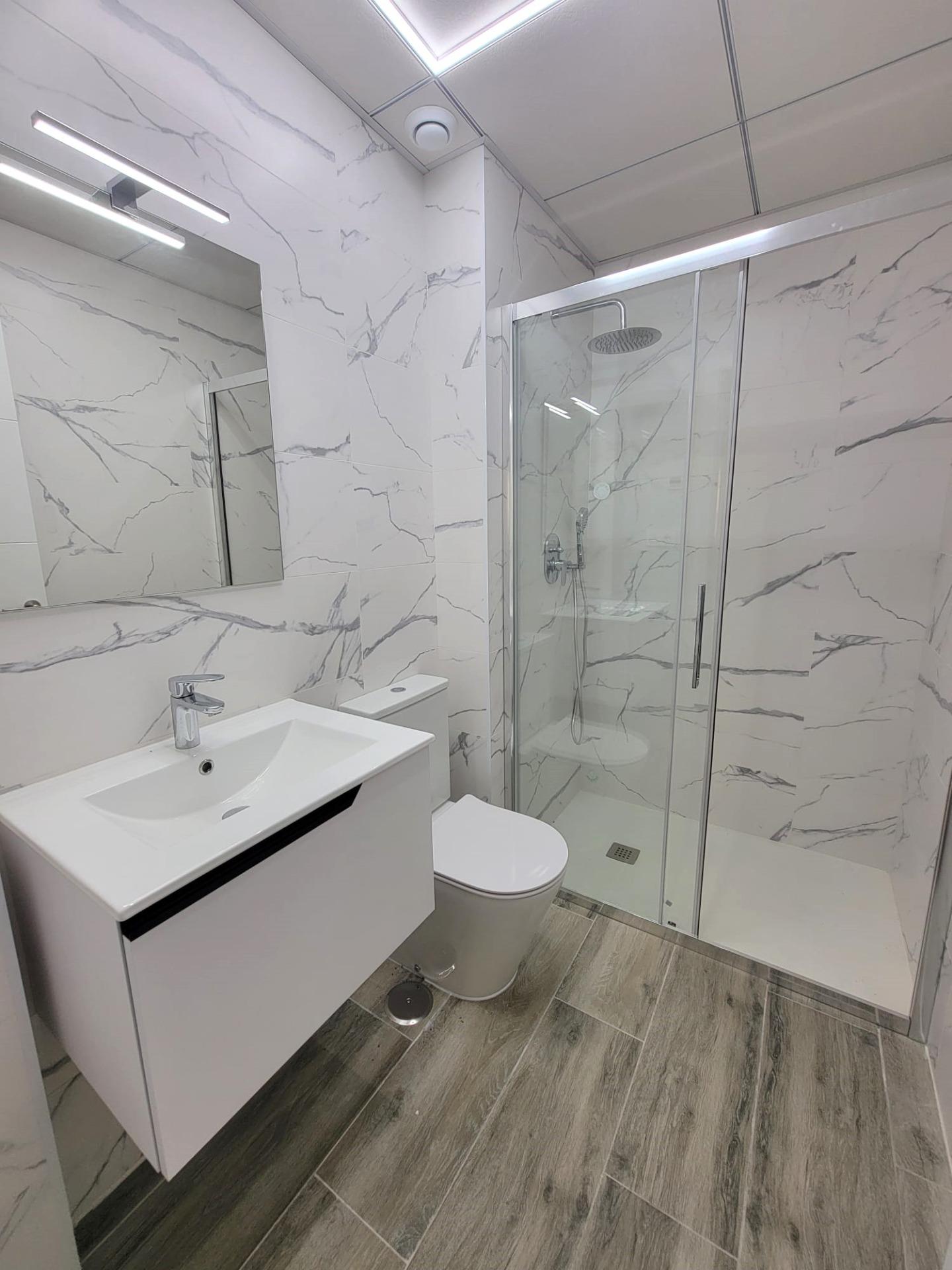 Bathroom in apartment for sale in Torrevieja
