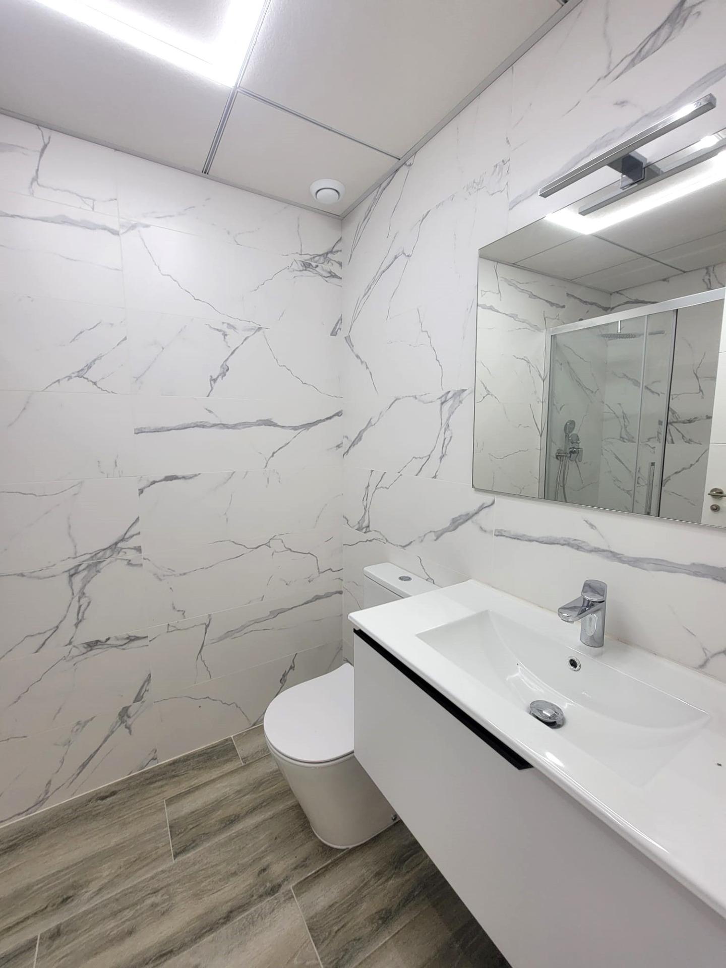 Terrace in apartment for sale in Torrevieja