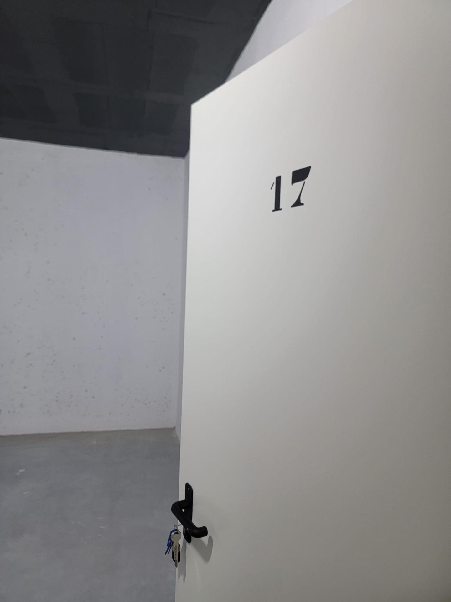 Bedroom in apartment for sale in Torrevieja