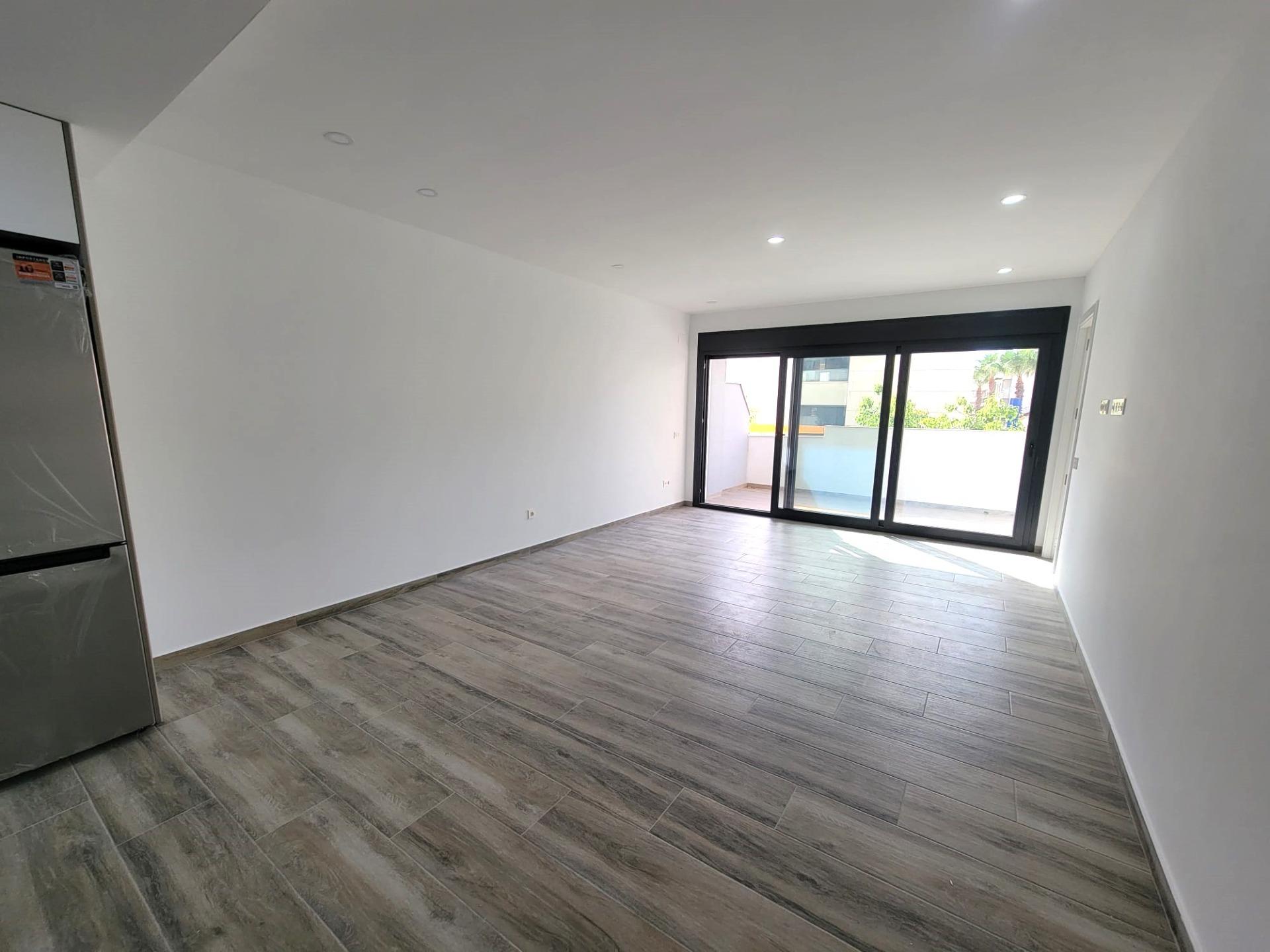 Terrace in apartment for sale in Torrevieja
