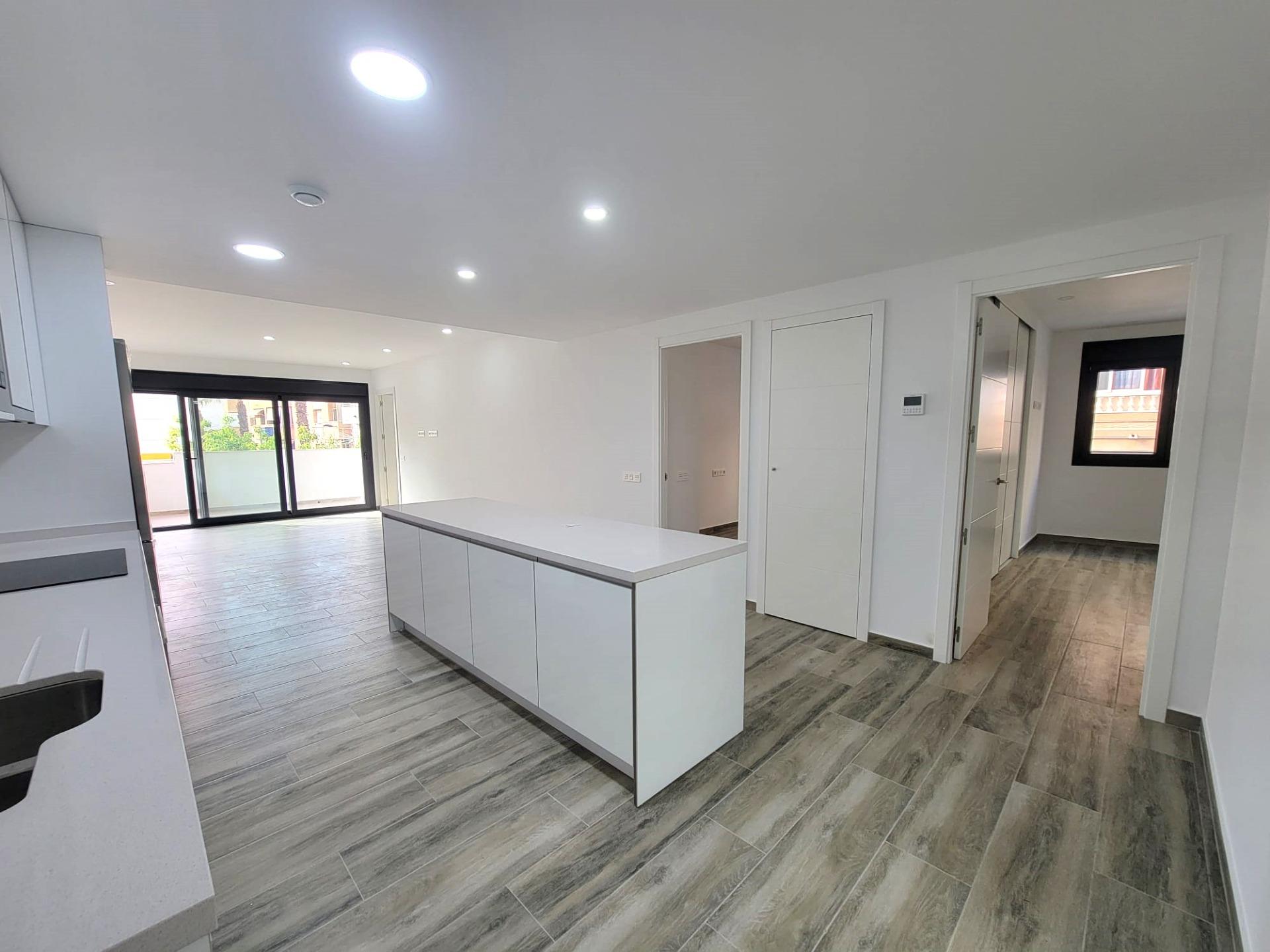Garden in apartment for sale in Torrevieja