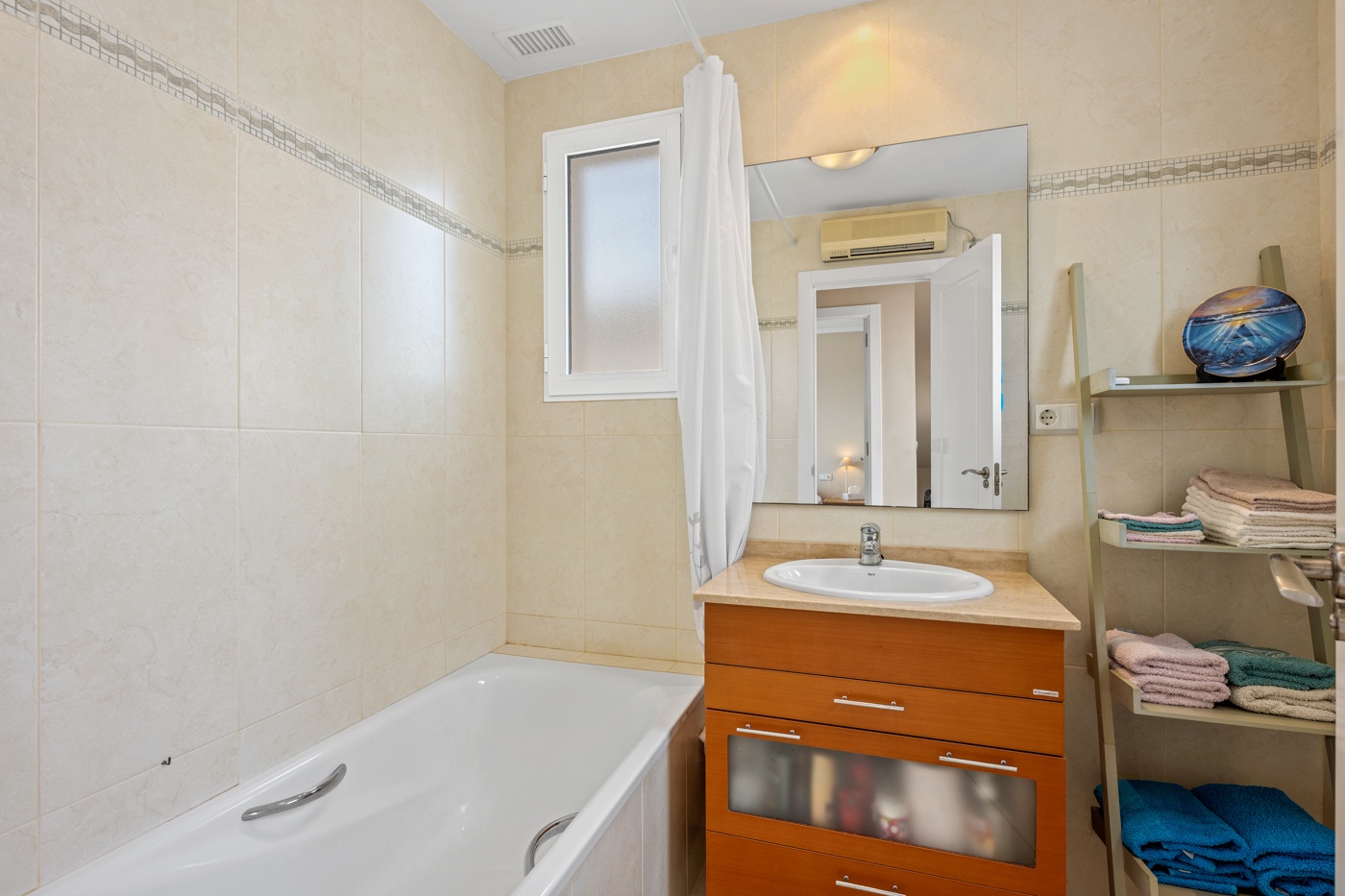 Kitchen in apartment for sale in Torre Pacheco