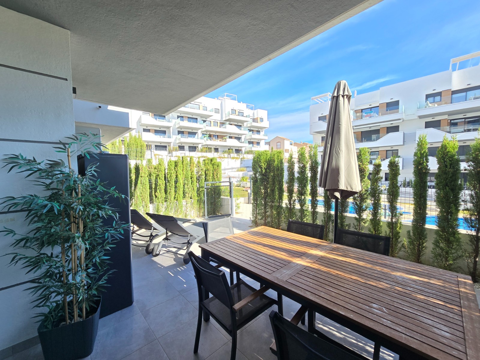 Dining area in apartment for sale in Orihuela Costa