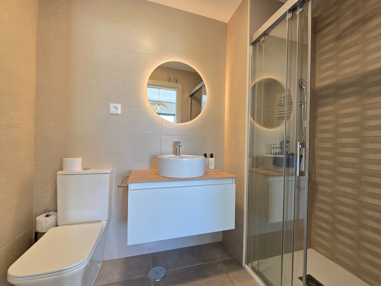 Bedroom in apartment for sale in Santa Rosalia