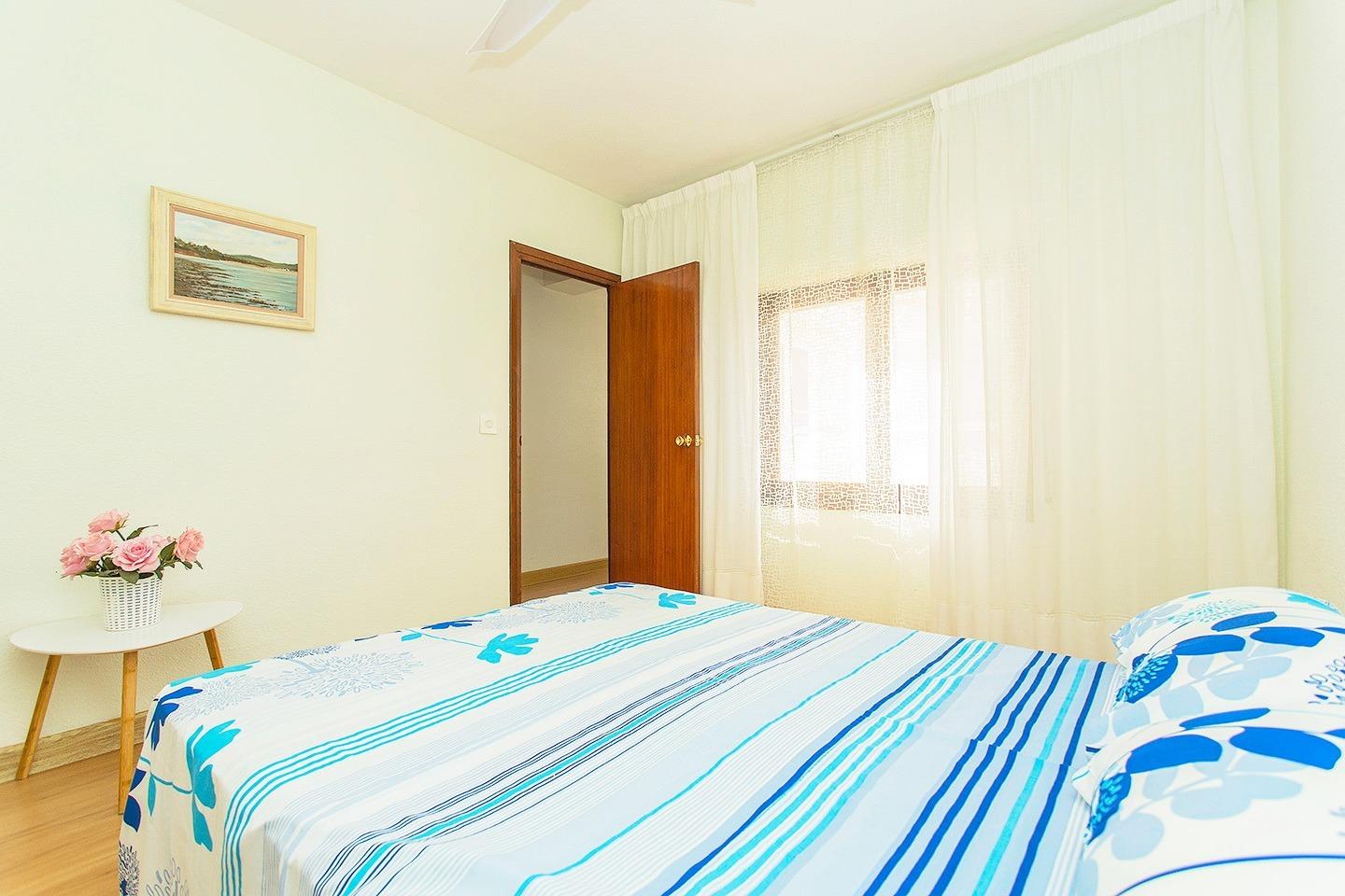 Master bedroom in apartment for sale in Torrevieja
