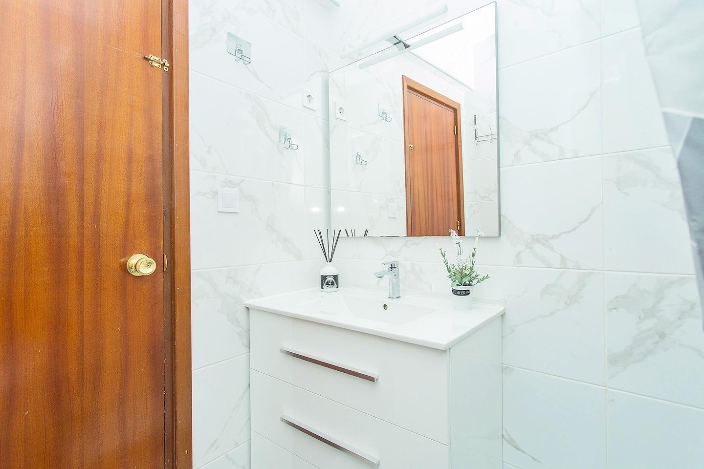 Master bedroom in apartment for sale in Torrevieja